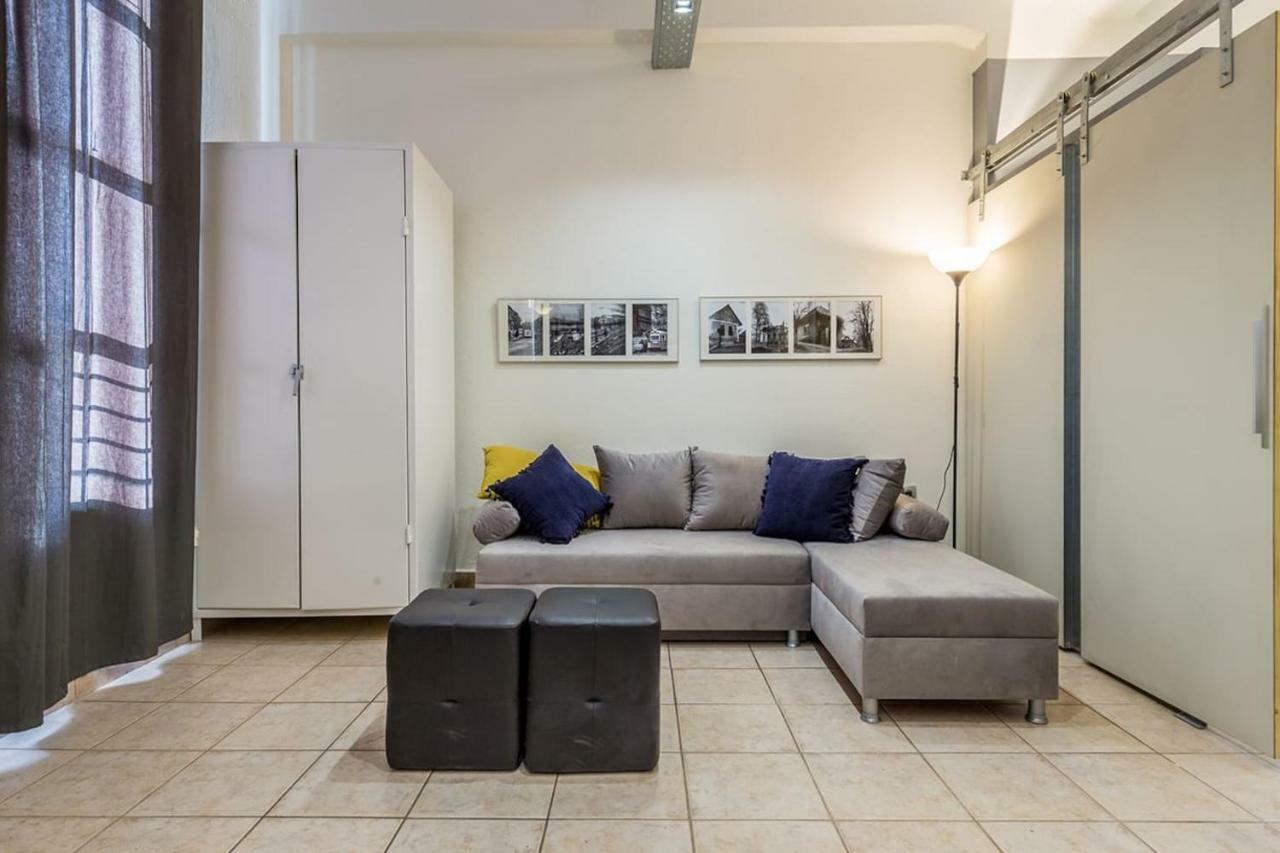 아테네 Renovated Loft At The Center Of Monastiraki 아파트 외부 사진