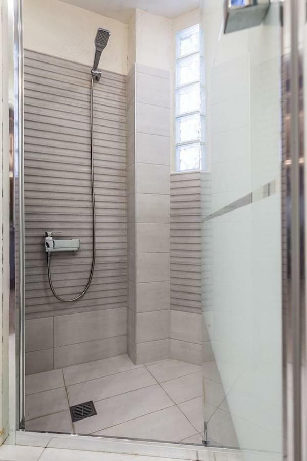 아테네 Renovated Loft At The Center Of Monastiraki 아파트 외부 사진